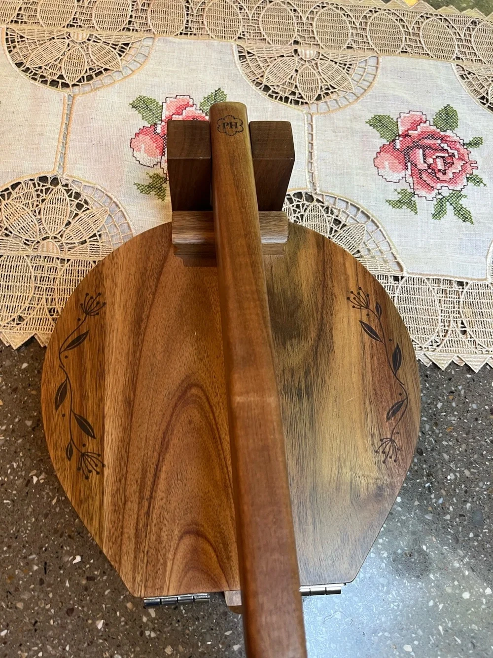 Princess House Wooden Tortilla / Flatbread Press - Natural Brown